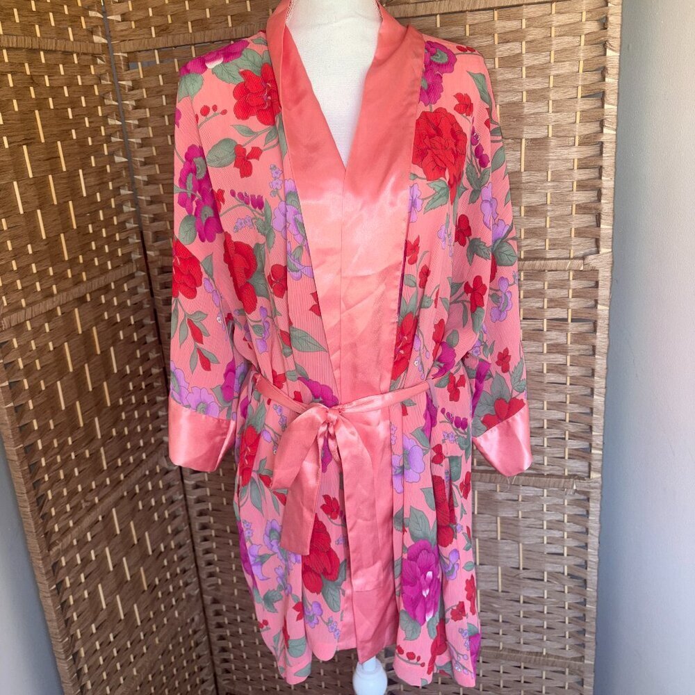 VINTAGE Victoria's Secret Peach Pink Floral Robe with Removable Sash - One Size